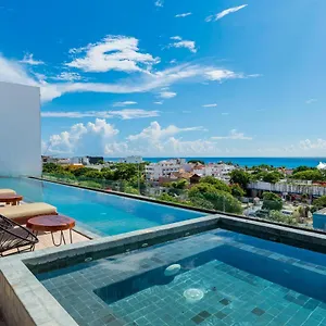 Aparthotel Kaab South By The Spot, Playa del Carmen