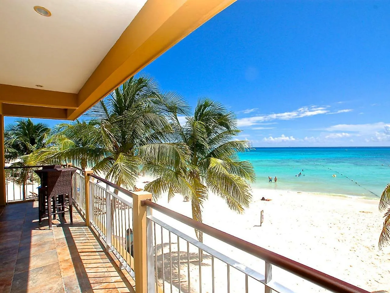 El Faro Aparthotel Playa del Carmen