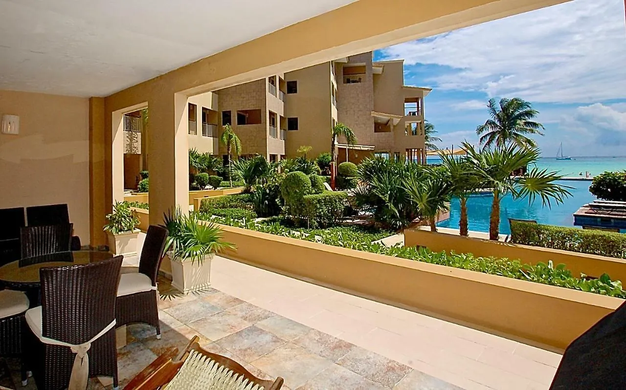 El Faro Aparthotel Playa del Carmen